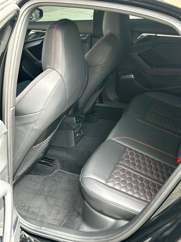 AUDI S3/RS3 2023 - photo 10 - Import Émirats | International Cars