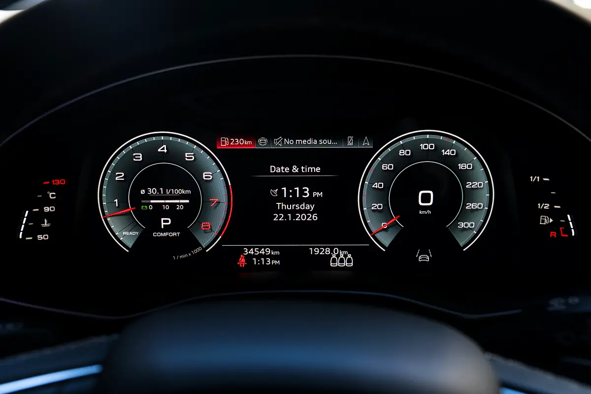 AUDI Q8 55 TFSI quattro 2025 - photo 9 - Import Émirats | International Cars