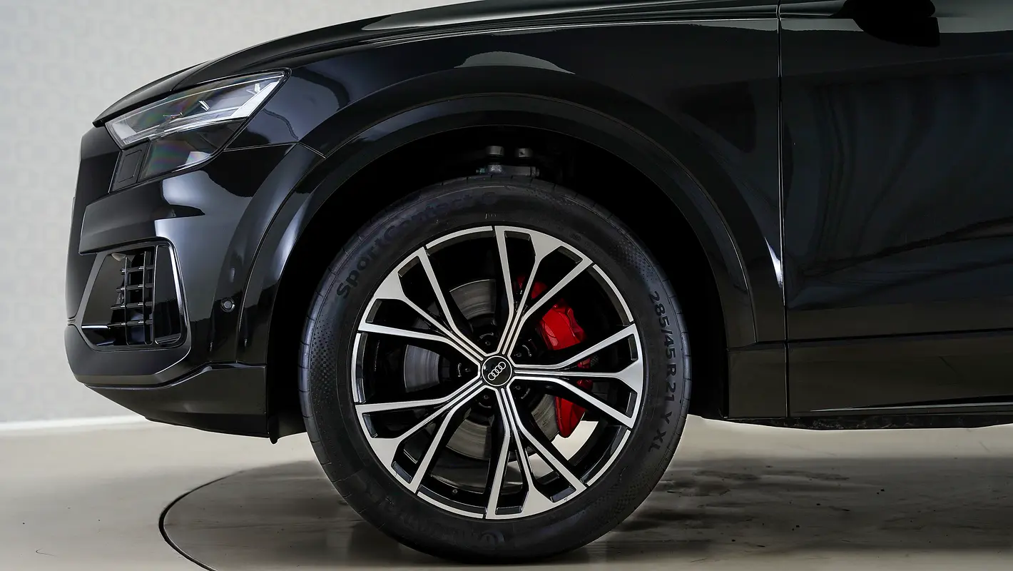 AUDI Q8 55 TFSI quattro S line 2023 - photo 11 - Import Émirats | International Cars