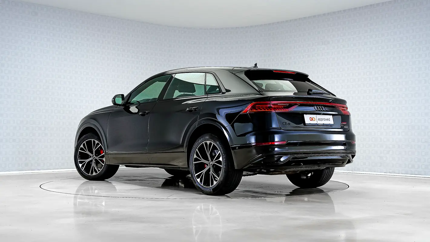 AUDI Q8 55 TFSI quattro S line 2023 - photo 2 - Import Émirats | International Cars