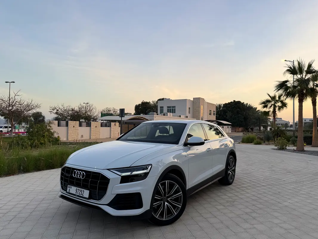 AUDI Q8 55 TFSI quattro S line 2022 - photo 2 - Import Émirats | International Cars