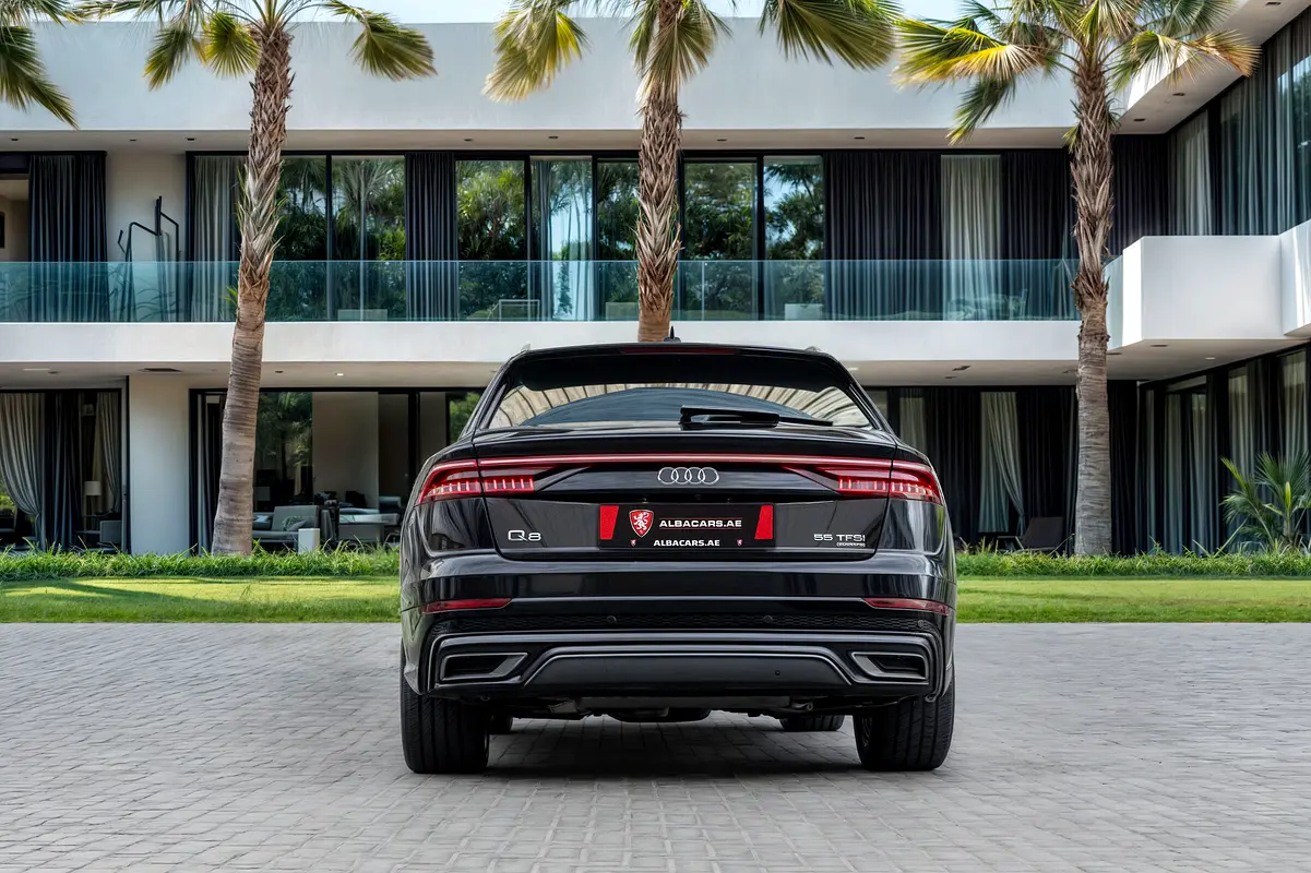 AUDI Q8 55 TFSI quattro S line 2023 - photo 5 - Import Émirats | International Cars