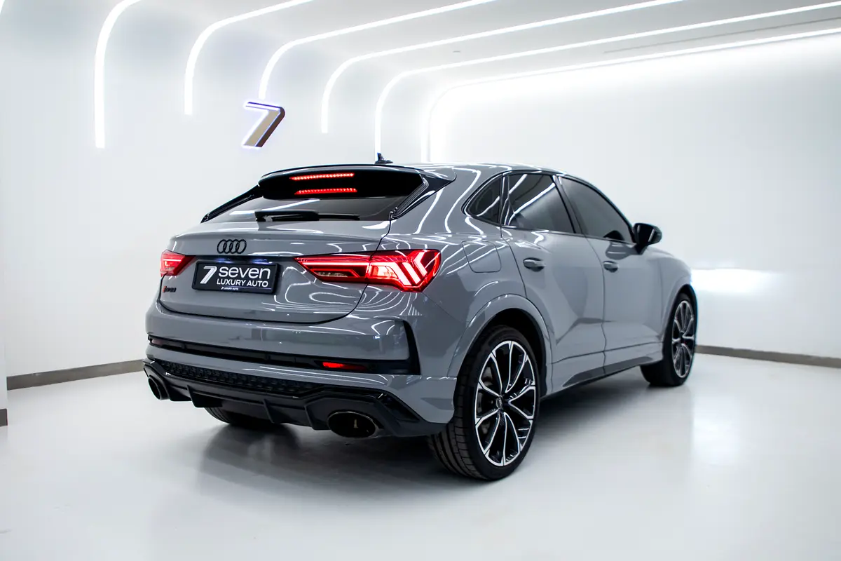 AUDI RSQ3 2023 - photo 5 - Import Émirats | International Cars