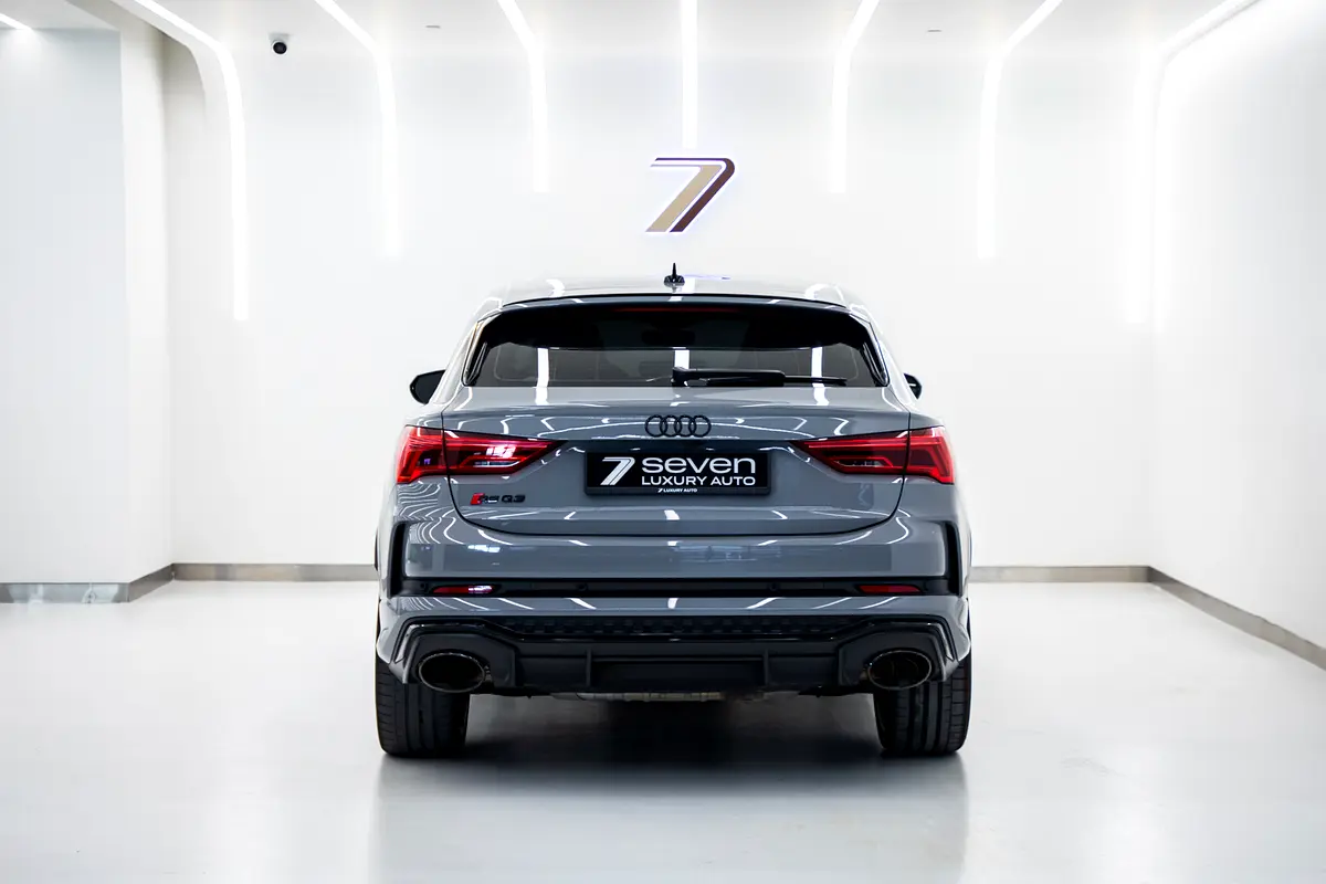 AUDI RSQ3 2023 - photo 6 - Import Émirats | International Cars