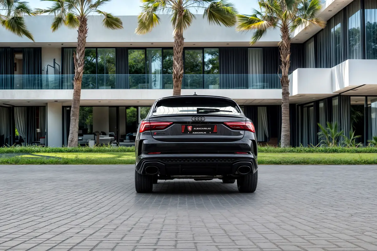 AUDI RSQ3 2022 - photo 5 - Import Émirats | International Cars