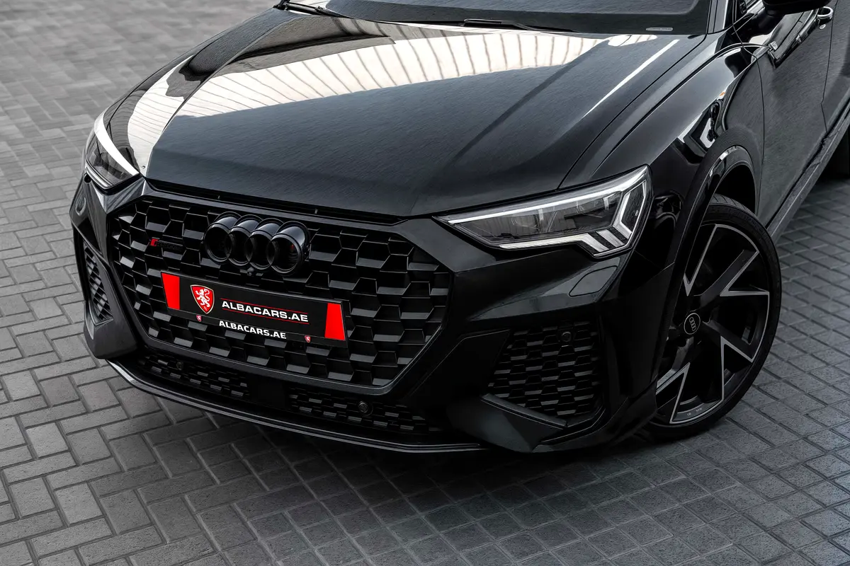 AUDI RSQ3 2022 - photo 7 - Import Émirats | International Cars