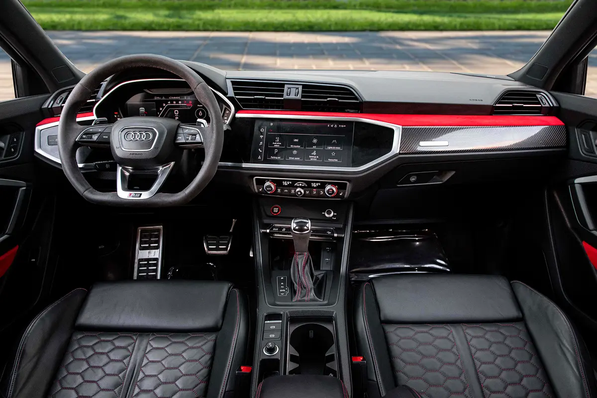 AUDI RSQ3 2022 - photo 8 - Import Émirats | International Cars