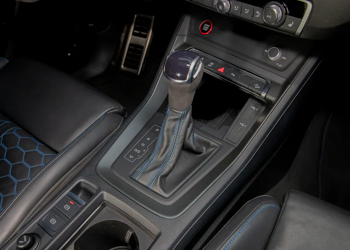 AUDI RSQ3 Sportback 2.5 TFSI Quattro S-tronic 2023 - photo 11 - Import Émirats | International Cars