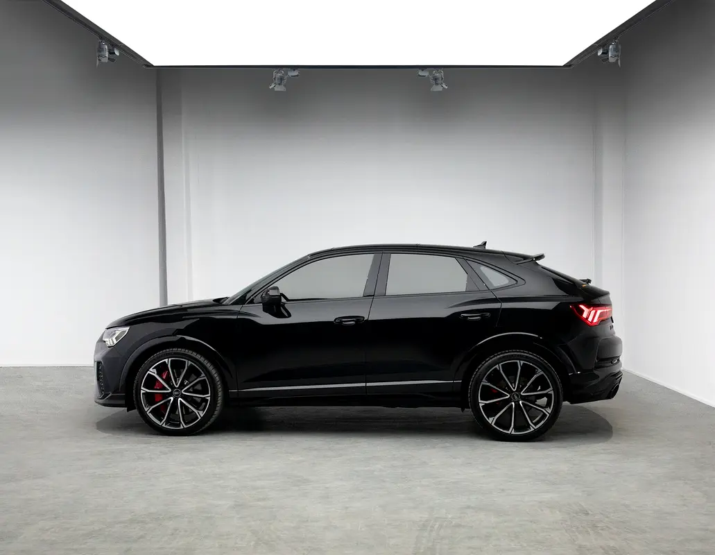 AUDI RSQ3 Sportback 2.5 TFSI Quattro S-tronic 2023 - photo 2 - Import Émirats | International Cars