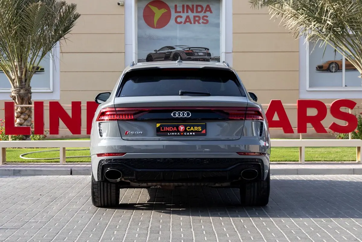AUDI RS Q8 4.0 TFSI quattro 2022 - photo 9 - Import Émirats | International Cars