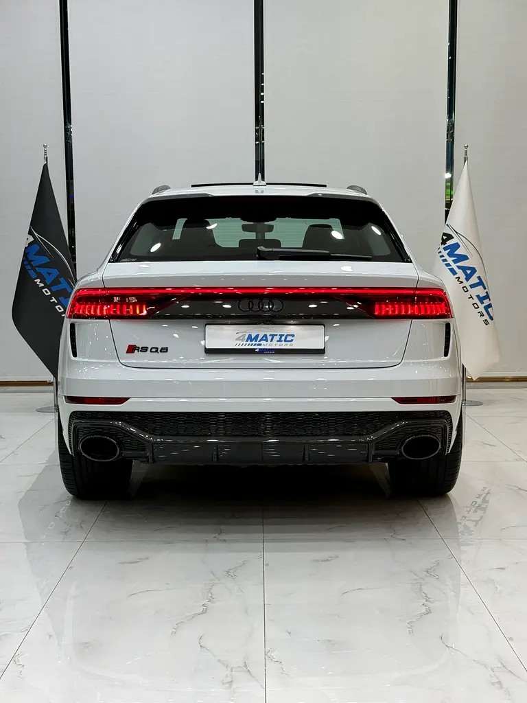 AUDI RS Q8 Carbon Black Edition 2021 - photo 10 - Import Émirats | International Cars