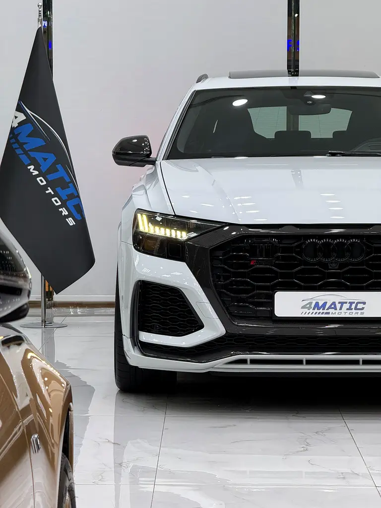 AUDI RS Q8 Carbon Black Edition 2021 - photo 2 - Import Émirats | International Cars