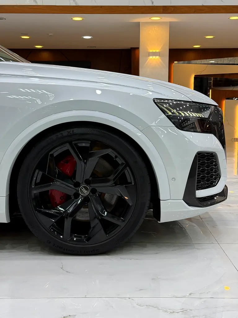 AUDI RS Q8 Carbon Black Edition 2021 - photo 5 - Import Émirats | International Cars