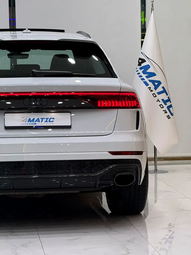 AUDI RS Q8 Carbon Black Edition 2021 - photo 9 - Import Émirats | International Cars