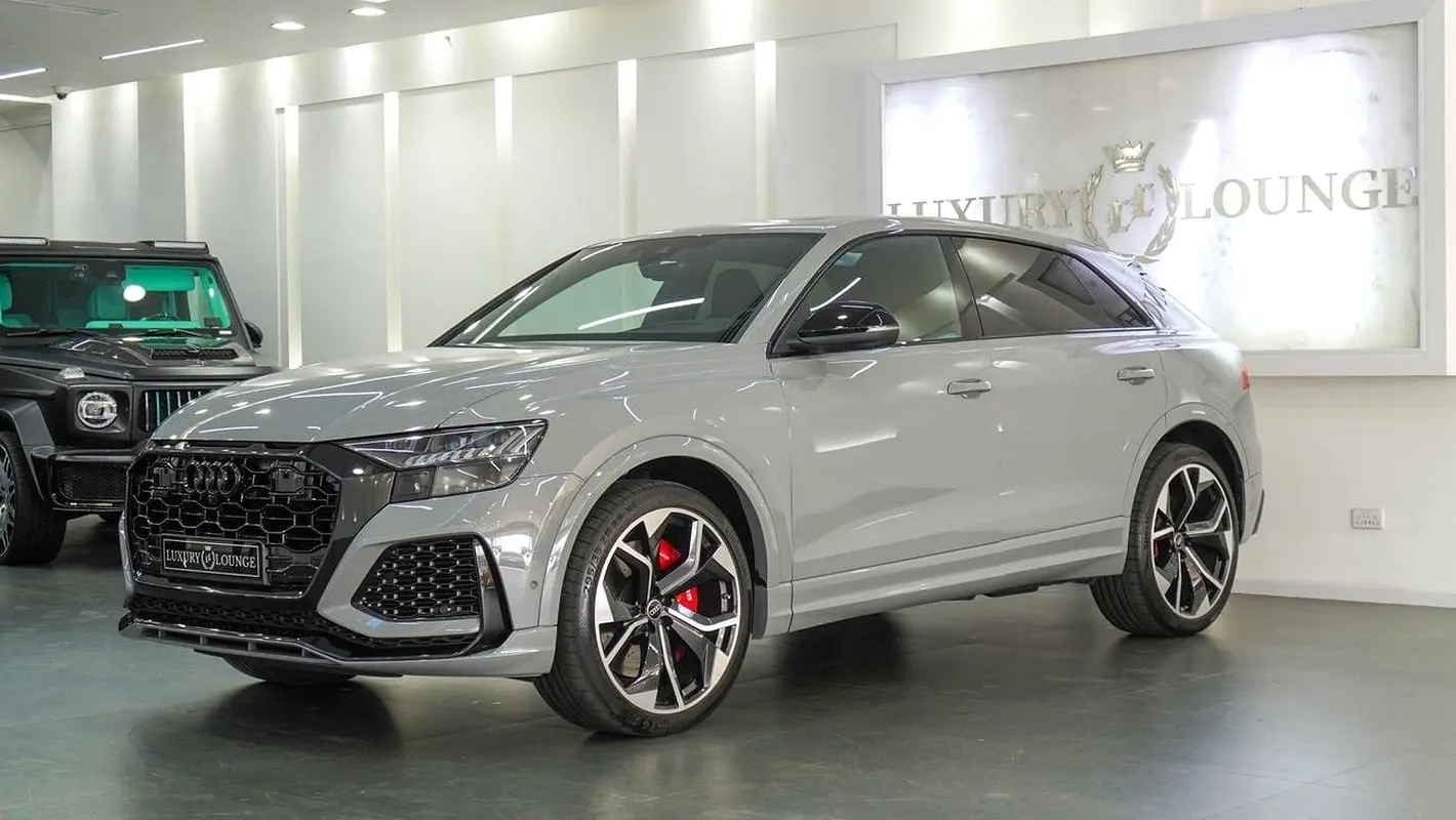 AUDI RS Q8 4.0 TFSI quattro S tronic 2024 - photo 3 - Import Émirats | International Cars