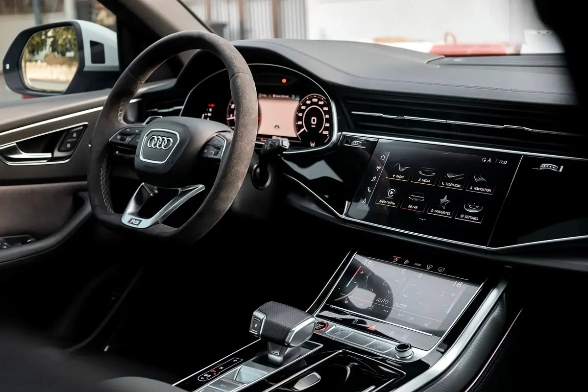 AUDI RS Q8 4.0 TFSI quattro 2023 - photo 11 - Import Émirats | International Cars