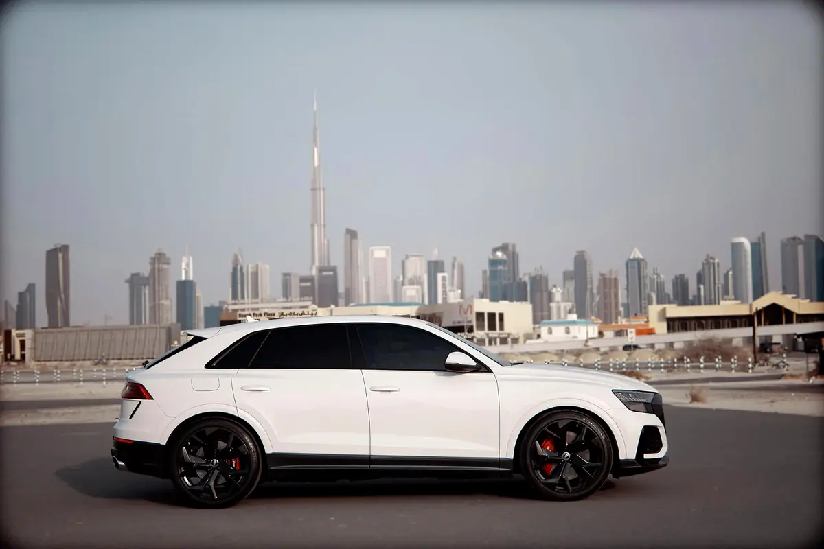 AUDI RS Q8 4.0 TFSI quattro 2023 - photo 4 - Import Émirats | International Cars