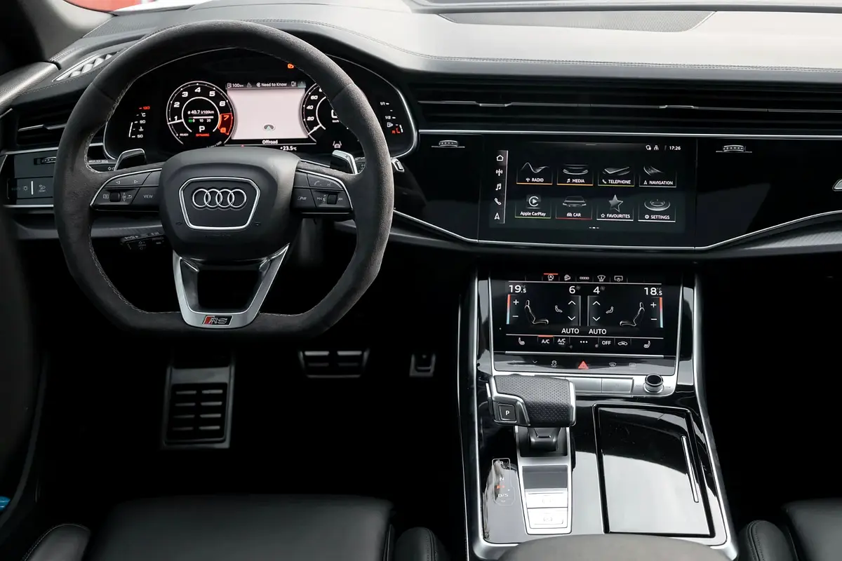 AUDI RS Q8 4.0 TFSI quattro 2023 - photo 7 - Import Émirats | International Cars