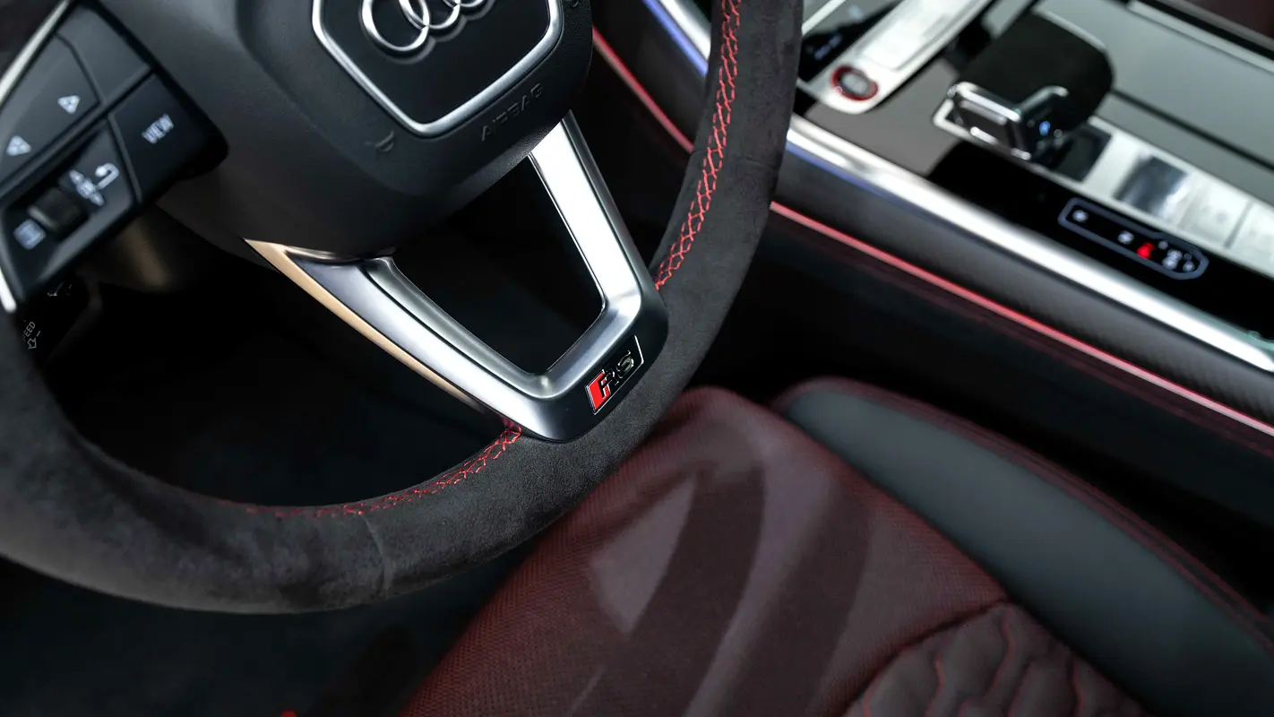 AUDI RS Q8 4.0 TFSI quattro S tronic 2026 - photo 10 - Import Émirats | International Cars