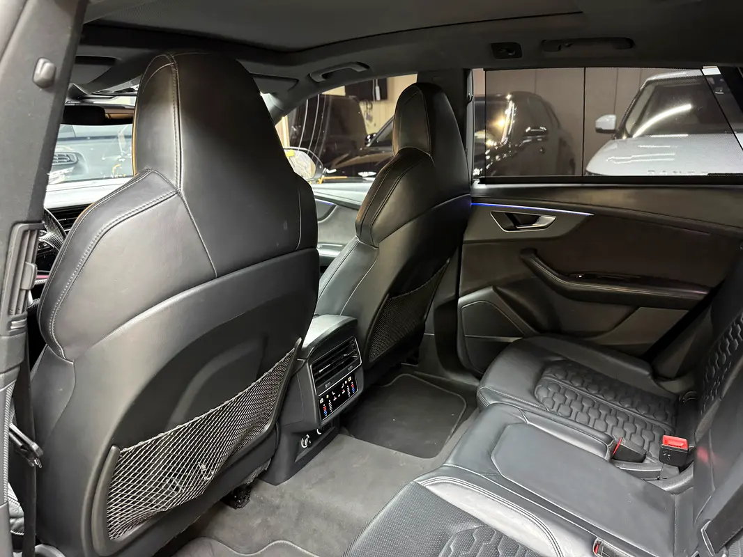 AUDI RS Q8 Carbon Black Edition 2020 - photo 8 - Import Émirats | International Cars