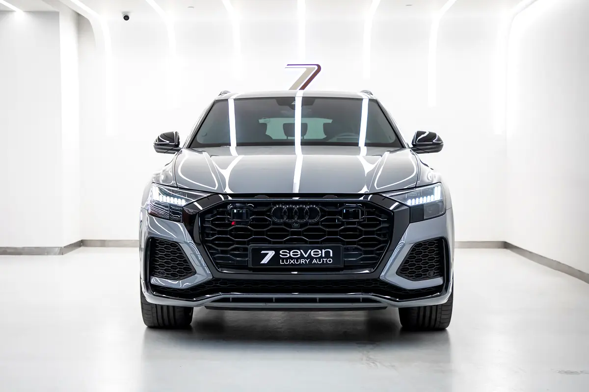 AUDI RS Q8 Carbon Black Edition 2023