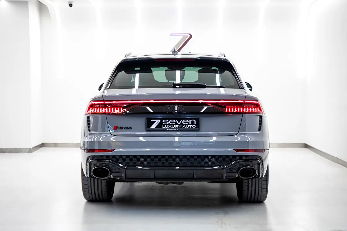 AUDI RS Q8 Carbon Black Edition 2023 - photo 6 - Import Émirats | International Cars