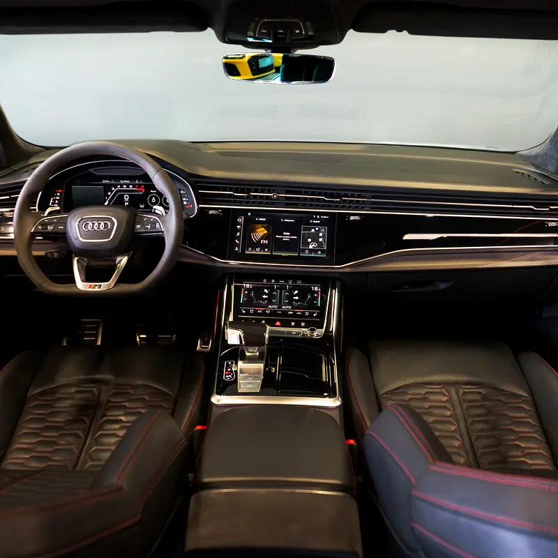 AUDI RS Q8 4.0 TFSI quattro 2021 - photo 11 - Import Émirats | International Cars