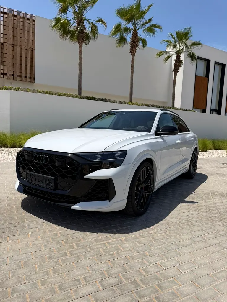 AUDI RS Q8 4.0 TFSI quattro 2025 - photo 12 - Import Émirats | International Cars