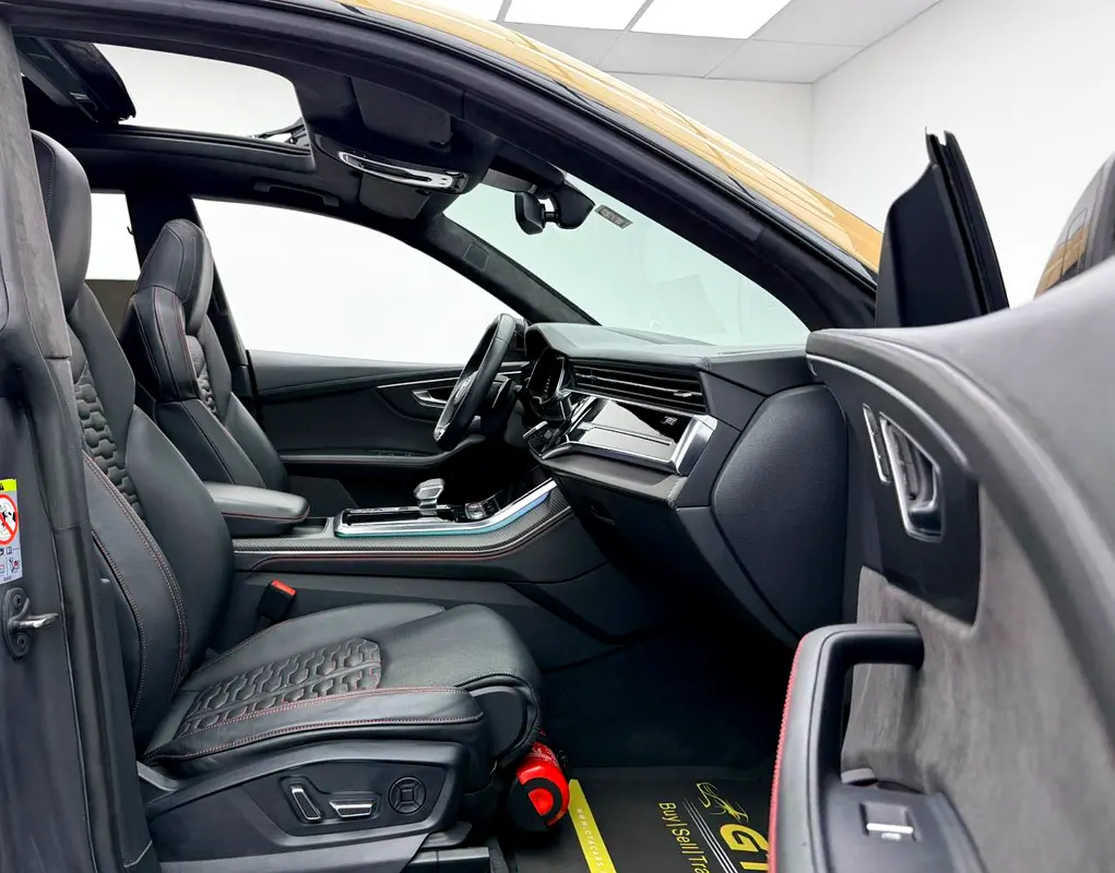 AUDI RS Q8 4.0 TFSI quattro 2020 - photo 9 - Import Émirats | International Cars