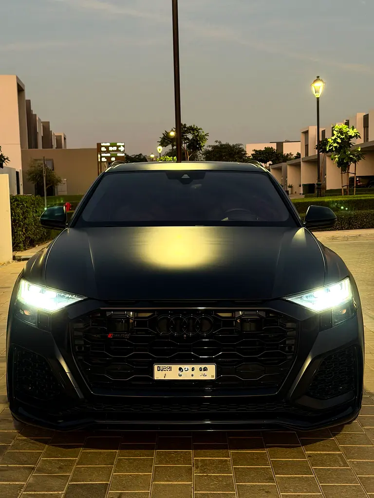 AUDI RS Q8 4.0 TFSI quattro S tronic 2021 - photo 5 - Import Émirats | International Cars