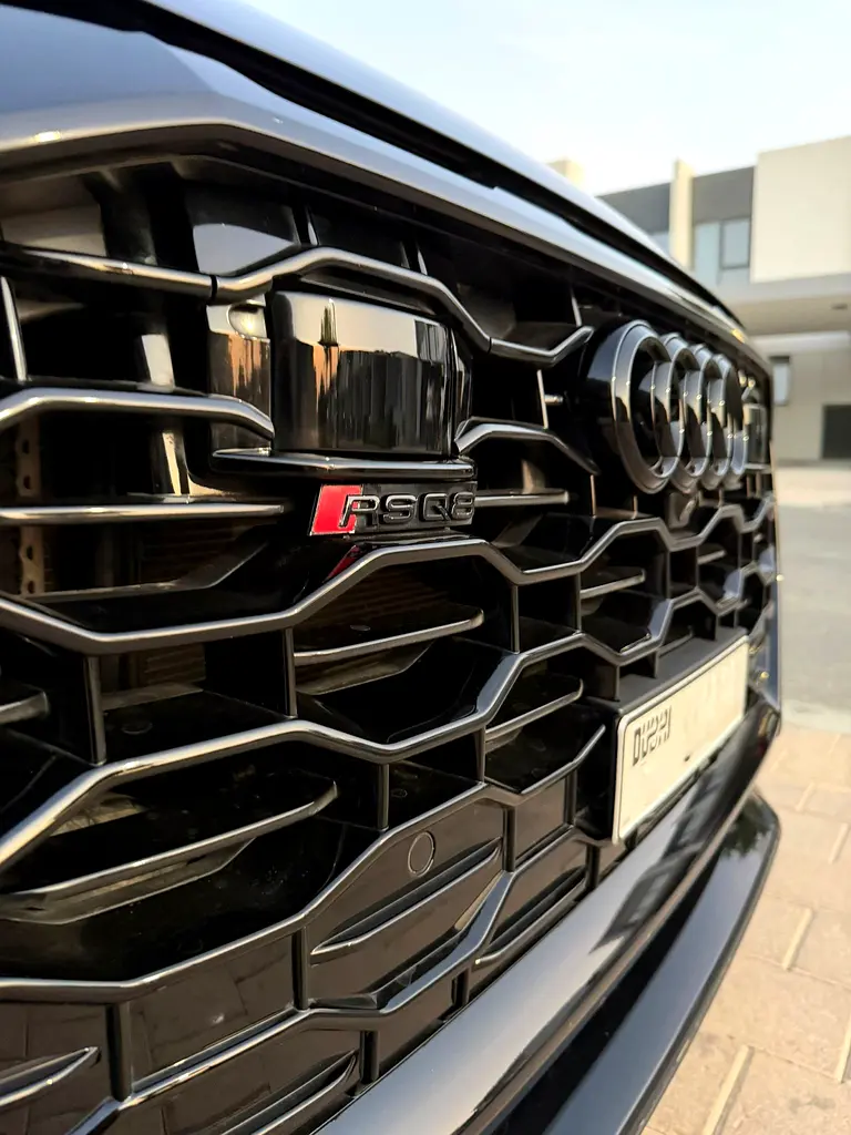 AUDI RS Q8 4.0 TFSI quattro S tronic 2021 - photo 7 - Import Émirats | International Cars