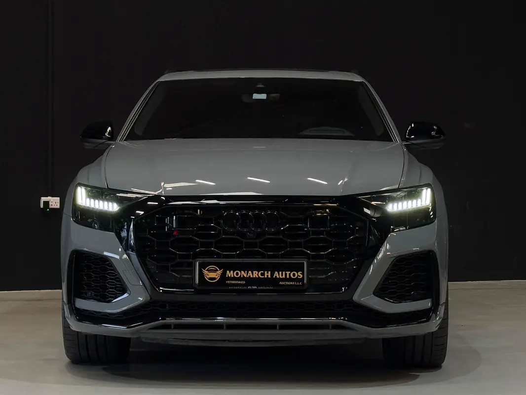 AUDI RS Q8 4.0 TFSI quattro S tronic 2022 - photo 6 - Import Émirats | International Cars