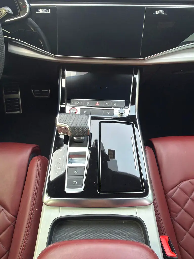 AUDI SQ8 4.0 TFSI Quattro 2023 - photo 12 - Import Émirats | International Cars