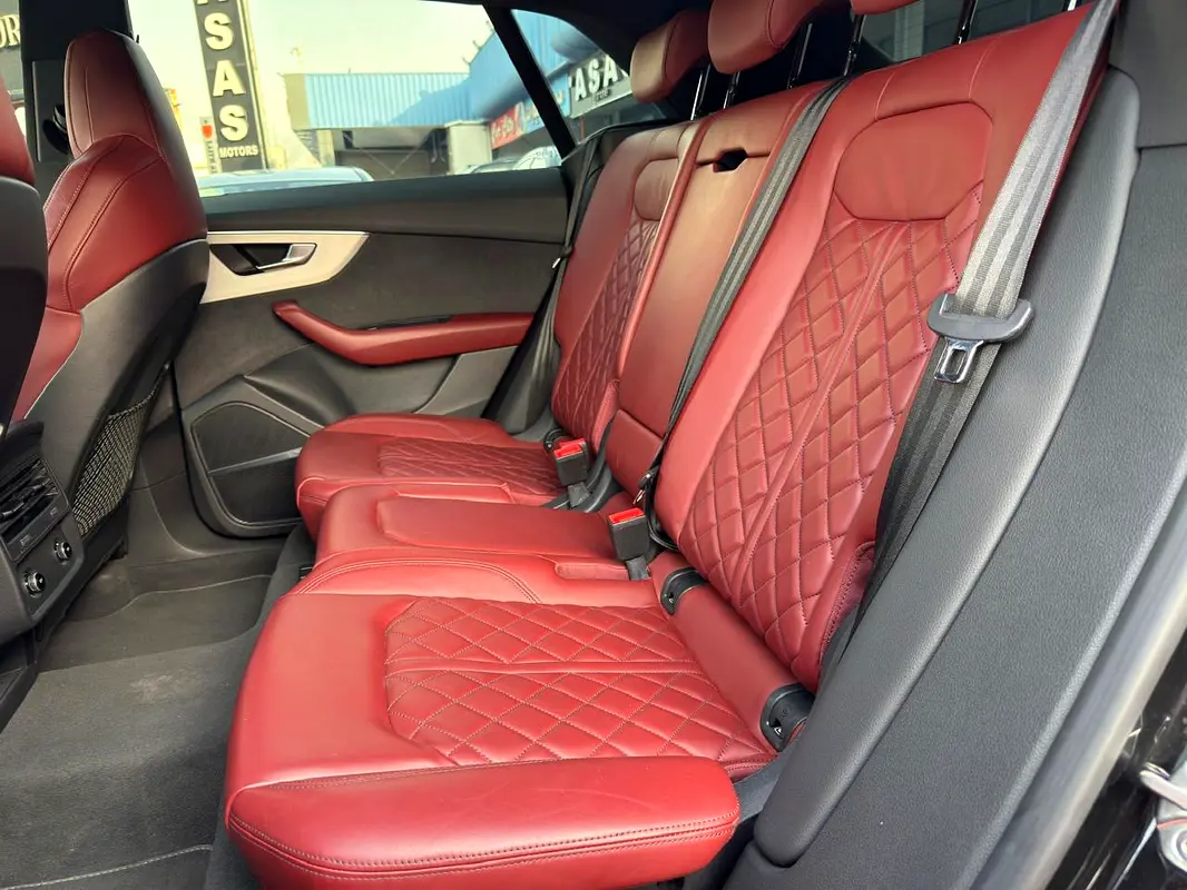 AUDI SQ8 4.0 TFSI Quattro 2023 - photo 8 - Import Émirats | International Cars