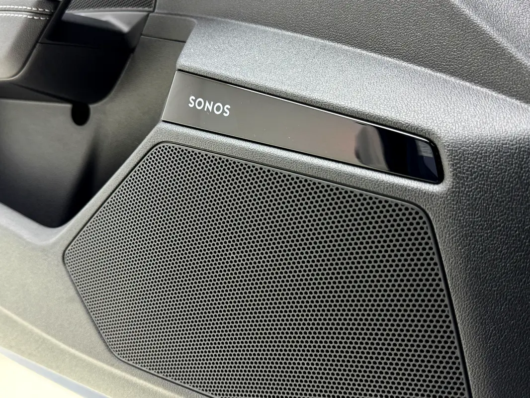 AUDI S3 Black Edition 2025 - photo 12 - Import Émirats | International Cars