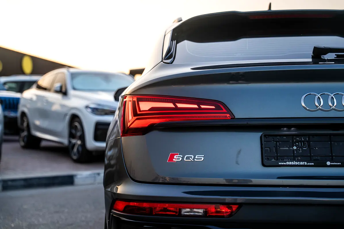 AUDI SQ5 3.0 TFSI quattro 2024 - photo 4 - Import Émirats | International Cars