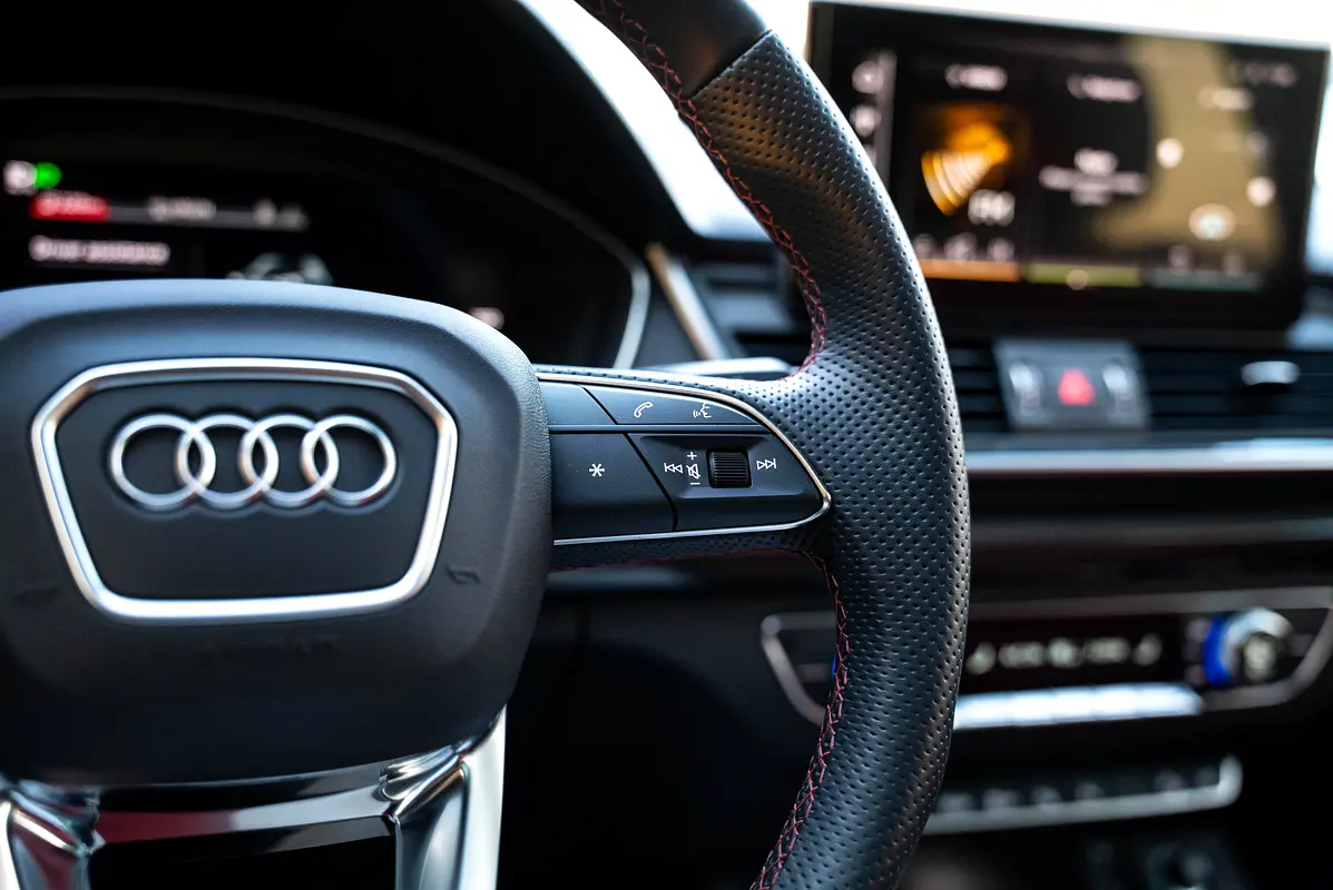 AUDI SQ5 3.0 TFSI quattro 2024 - photo 6 - Import Émirats | International Cars