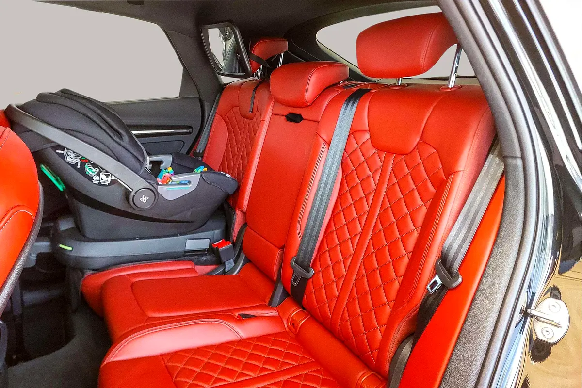 AUDI SQ5 3.0 TFSI quattro 2023 - photo 12 - Import Émirats | International Cars