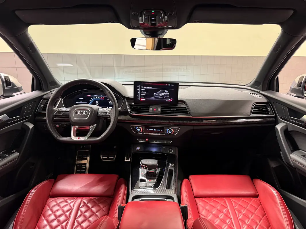 AUDI SQ5 3.0 TFSI quattro 2025 - photo 10 - Import Émirats | International Cars