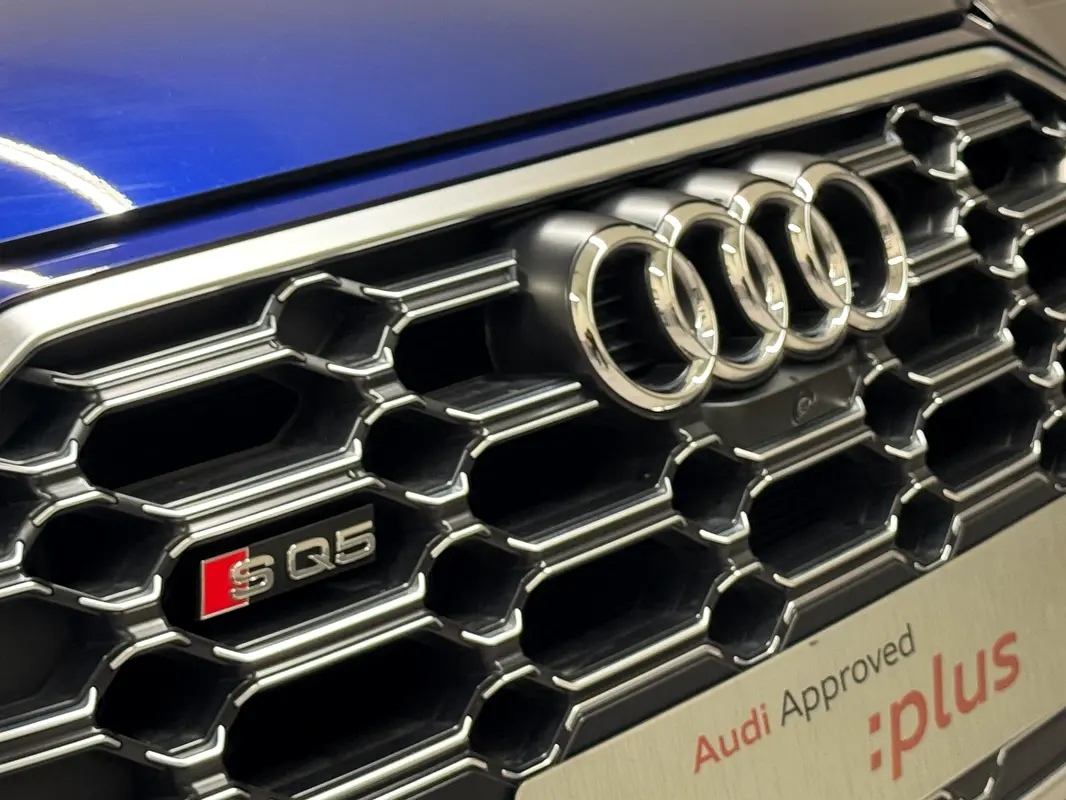 AUDI SQ5 3.0 TFSI quattro 2025 - photo 8 - Import Émirats | International Cars