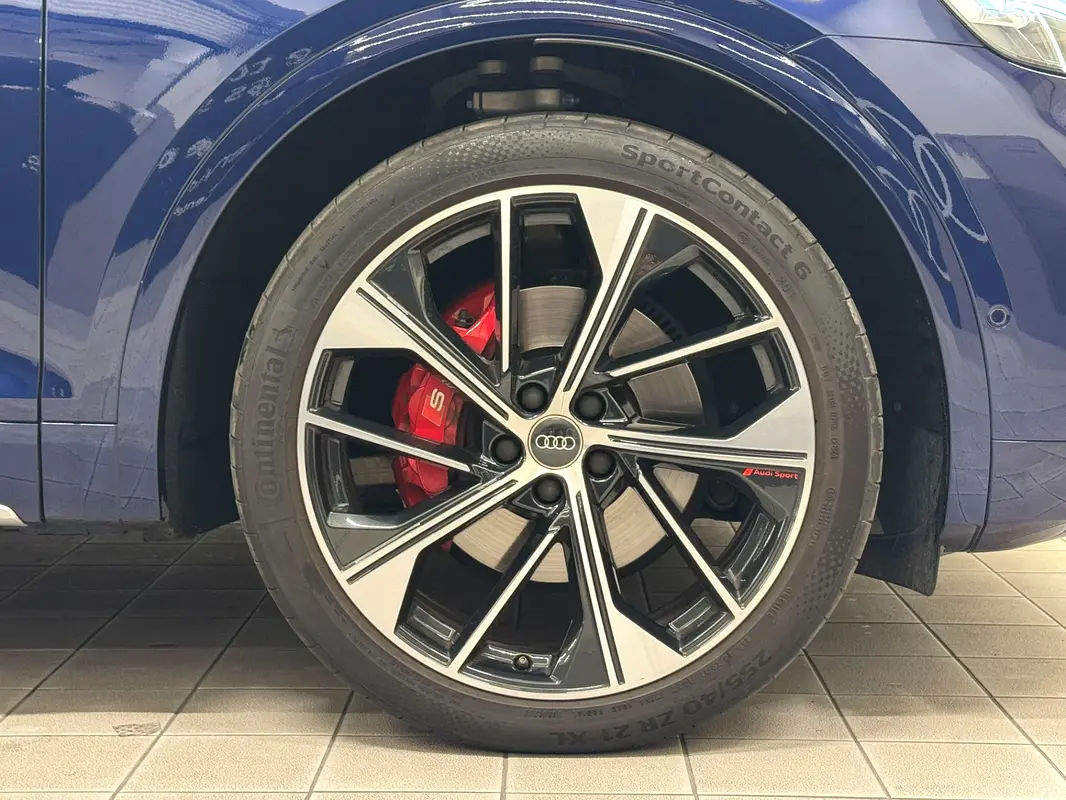 AUDI SQ5 3.0 TFSI quattro 2025 - photo 9 - Import Émirats | International Cars