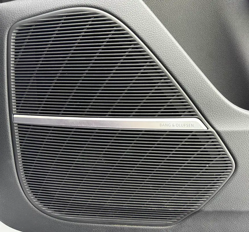 AUDI SQ7 4.0 TFSI quattro 2024 - photo 9 - Import Émirats | International Cars