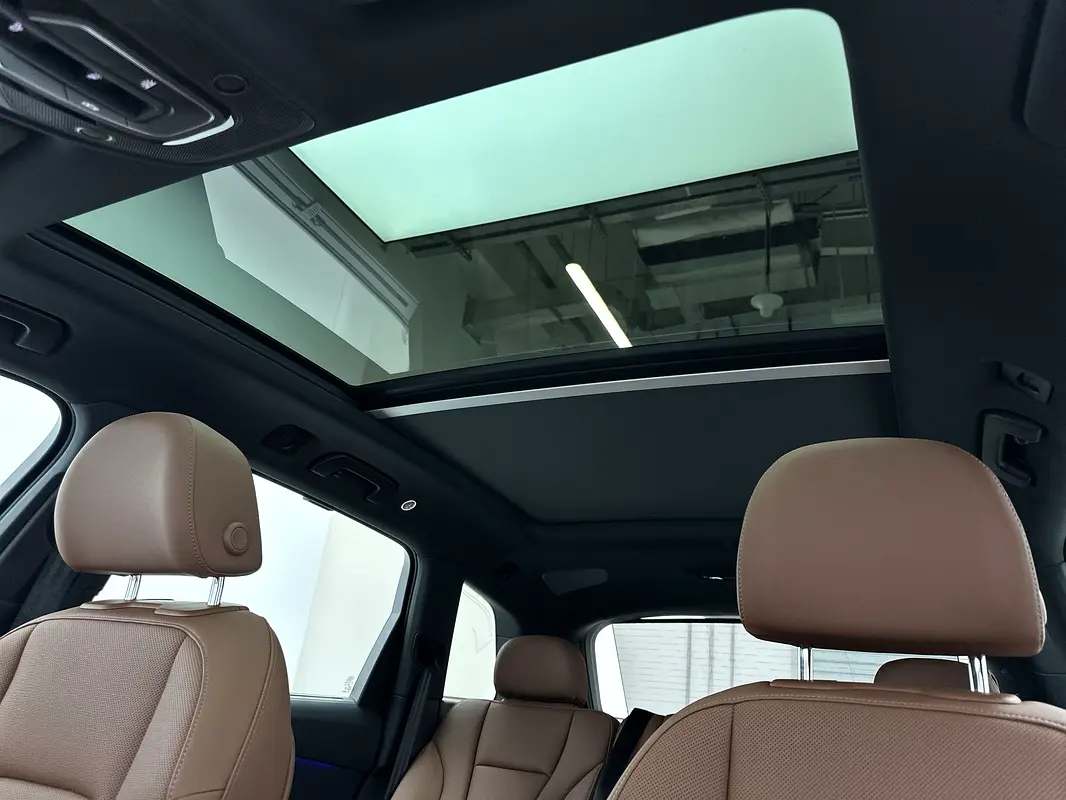 AUDI Q7 55 TFSI quattro S line 2025 - photo 12 - Import Émirats | International Cars