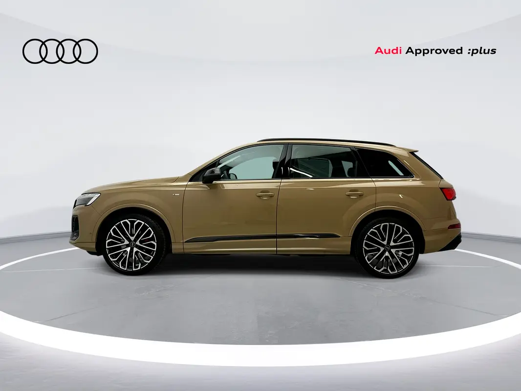 AUDI Q7 55 TFSI quattro S line 2025 - photo 3 - Import Émirats | International Cars