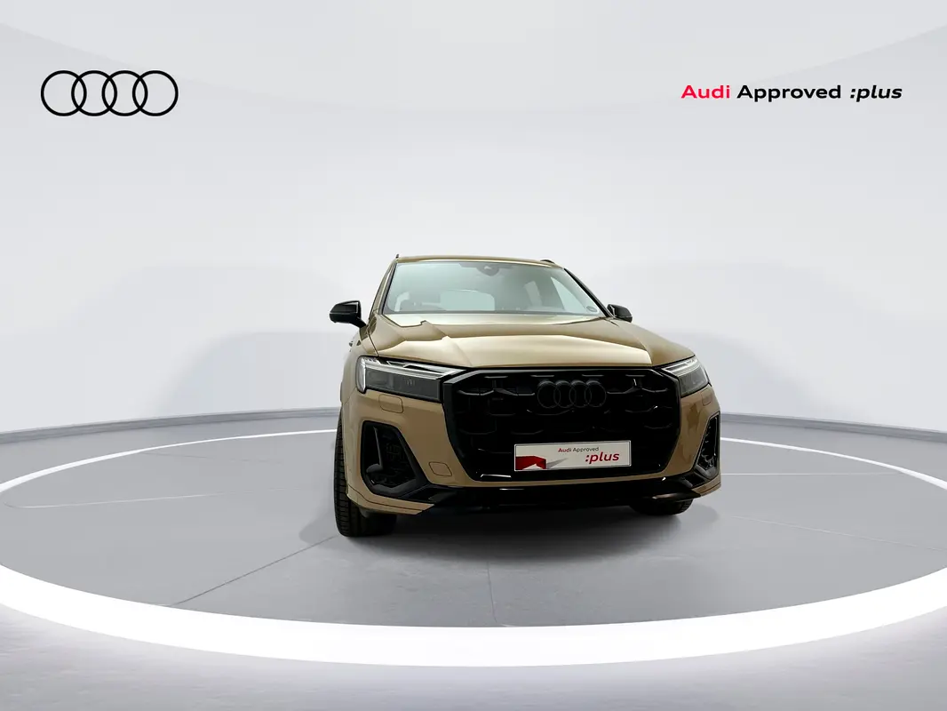 AUDI Q7 55 TFSI quattro S line 2025 - photo 4 - Import Émirats | International Cars
