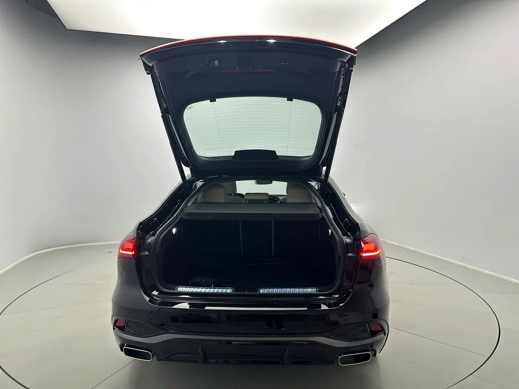 AUDI A5 2.0 TFSI 2025 - photo 2 - Import Émirats | International Cars