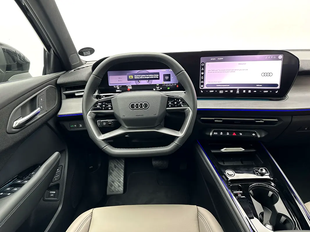 AUDI Q3 Other 2026 - photo 8 - Import Émirats | International Cars