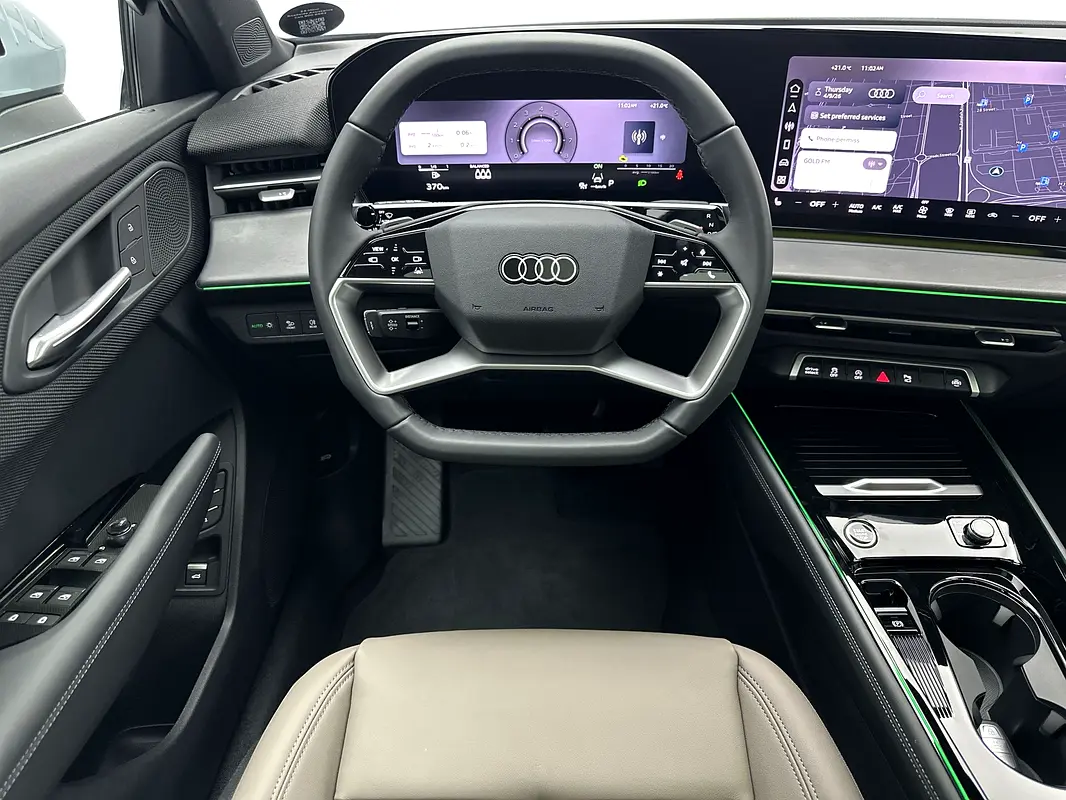 AUDI Q3 Other 2026 - photo 8 - Import Émirats | International Cars