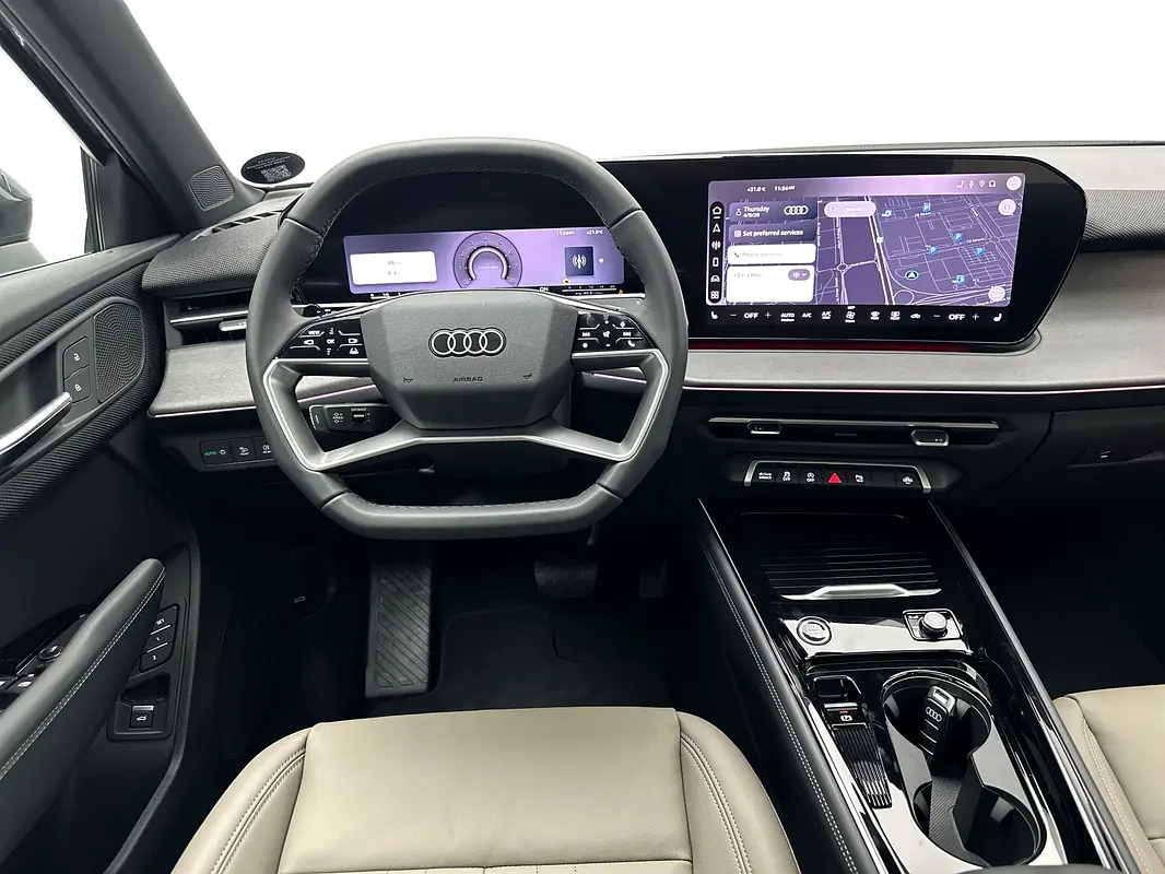 AUDI Q3 Other 2026 - photo 8 - Import Émirats | International Cars