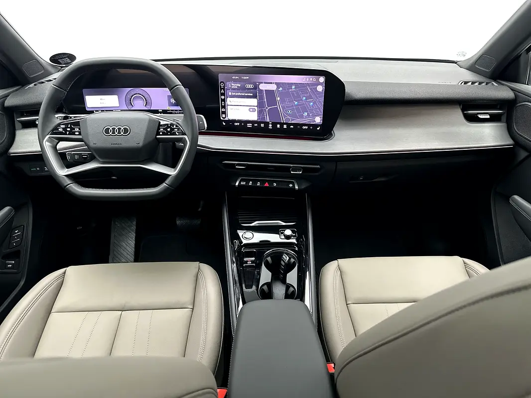 AUDI Q3 Other 2026 - photo 9 - Import Émirats | International Cars